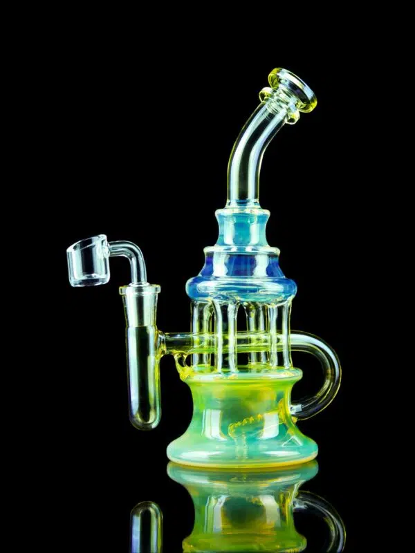 recycler dab rig with yellow fuming