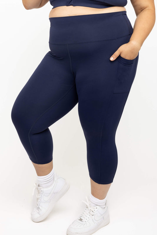 Superfit Hero plus size pocket capris in compression fabric size 2X