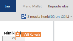 Word Online näyttää, missä kohtaa muut käyttäjät muokkaavat asiakirjaa