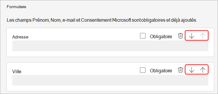 Capture d’écran mettant en évidence comment réorganiser les questions d’inscription pour un webinaire.