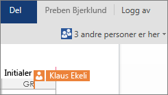 Word Online viser hvor i dokumentet som andre forfattere arbeider