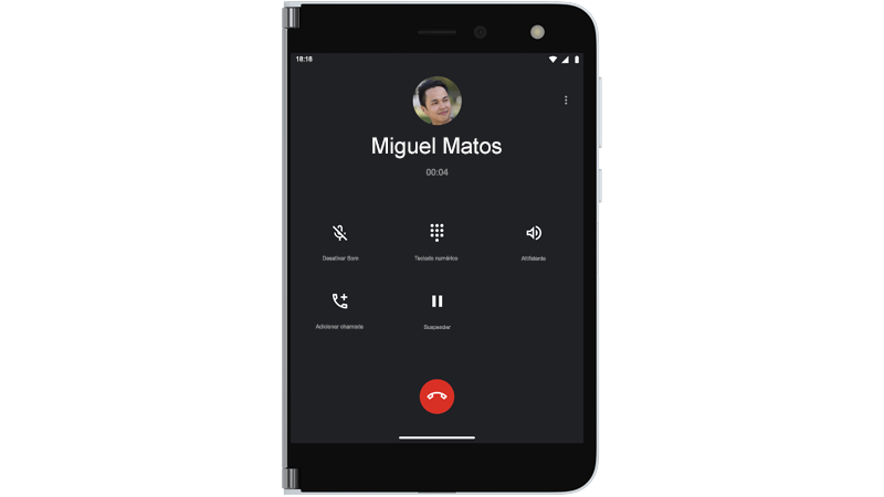 Chamada telefónica em andamento na Surface Duo