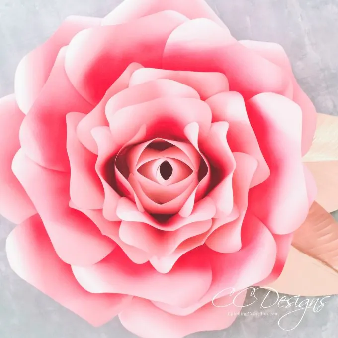 Beautiful pink alora garden rose made with paper.