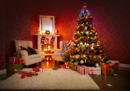 Christmas tree with gifts