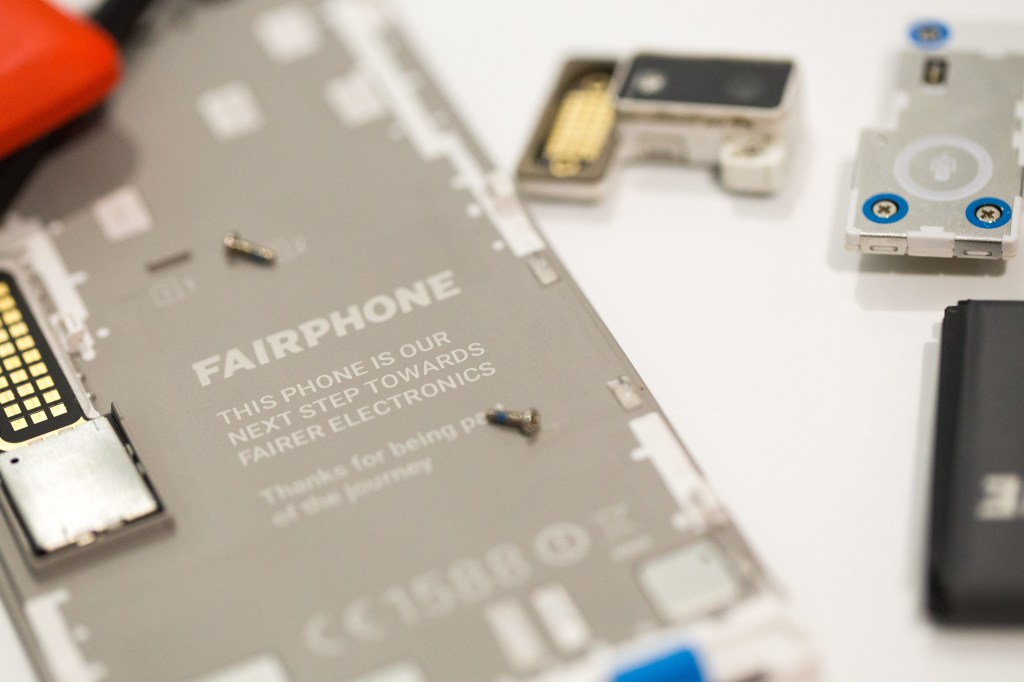 The modular Fairphone 2 shown deconstructed