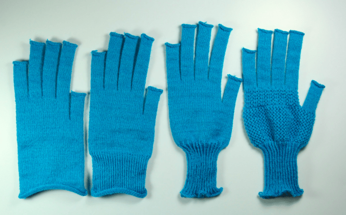 MIT knitting gloves2