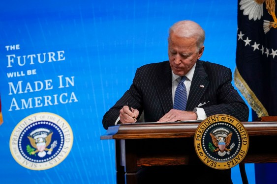 biden buy american electric vehicles