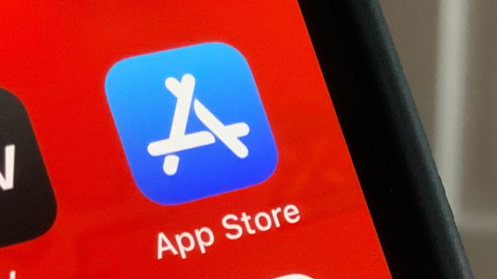 Russia’s App Store lost nearly 7K apps since its invasion of Ukraine, but some Big Tech apps remain
