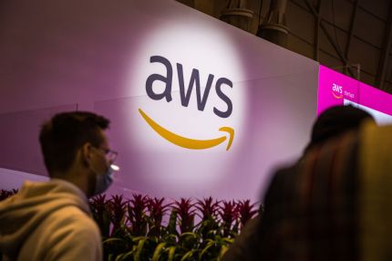 AWS adds user monitoring and A/B testing to CloudWatch