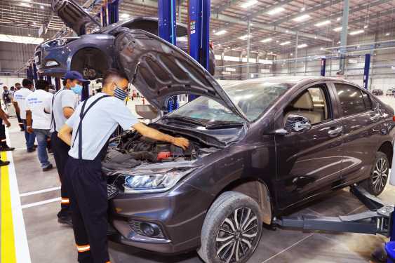 car mechanic