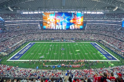 Dallas Cowboys’ partnership with Blockchain.com signals more mainstream crypto exposure