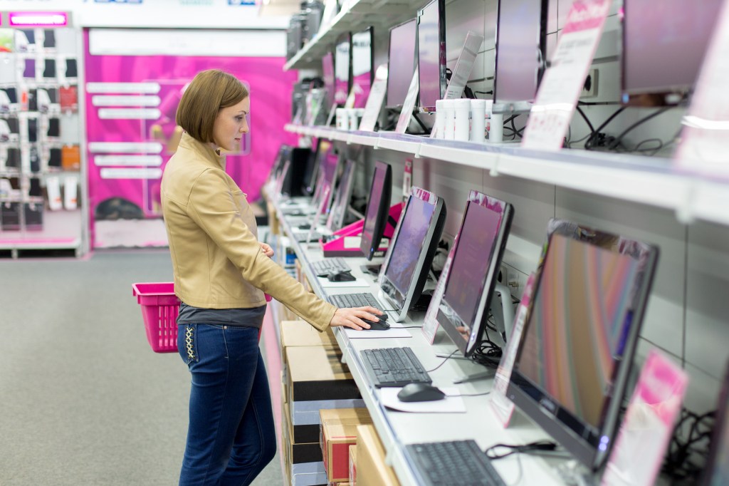 Gartner says Chromebooks take biggest hit as PC sales plunge