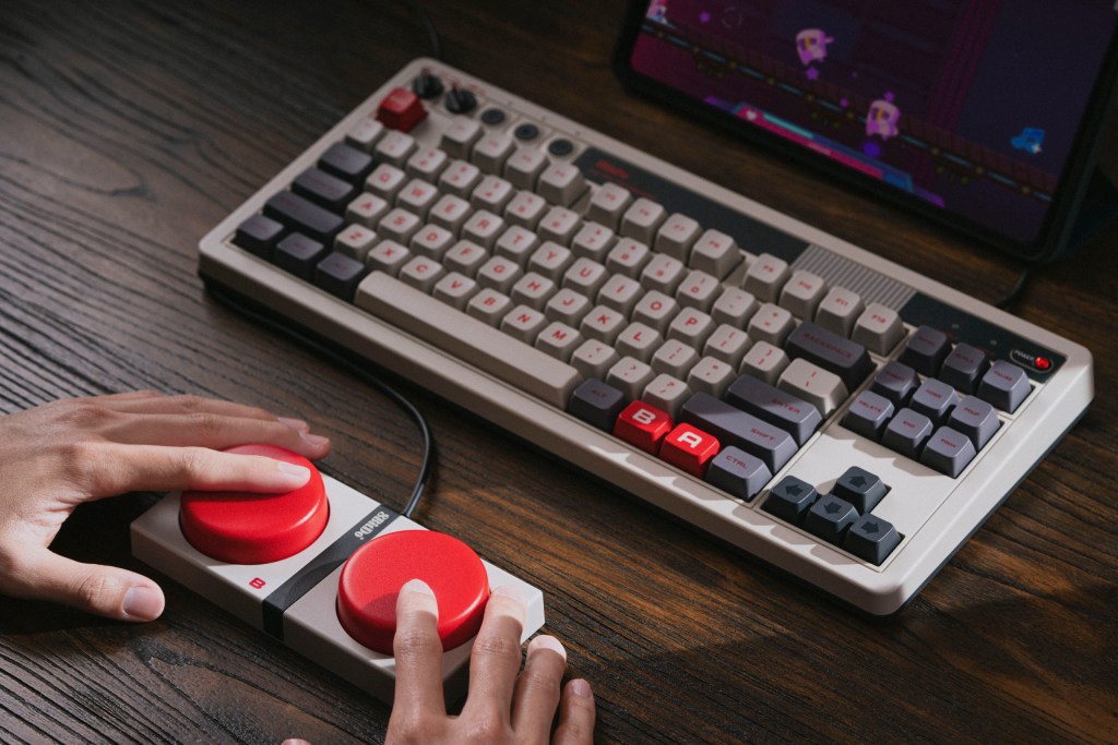 8BitDo’s NES-themed mechanical keyboard comes with truly large A and B ‘super buttons’