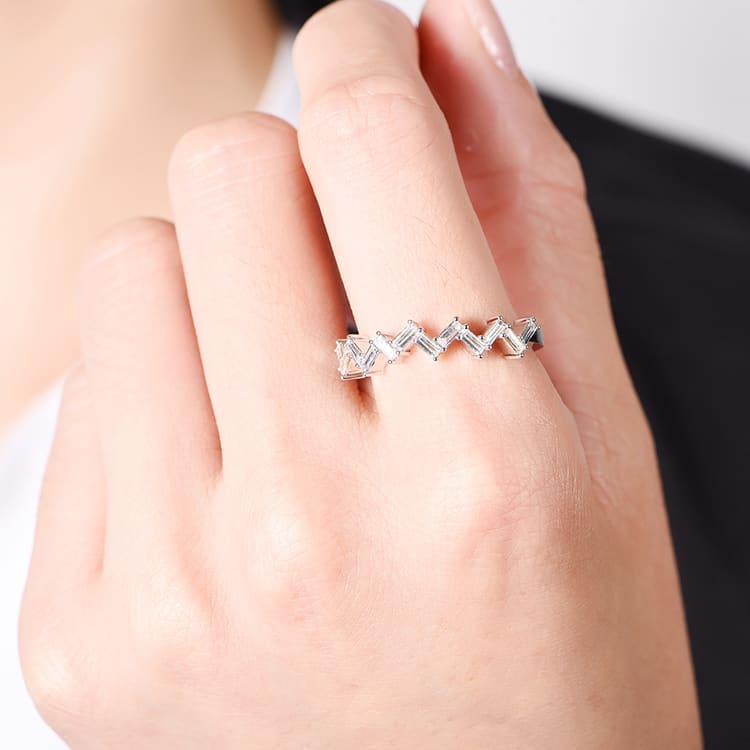 Baguette Zig Zag Ring