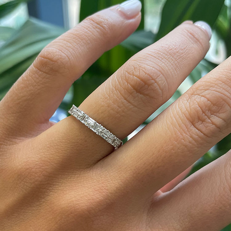 Baguette and round diamond ring 3084