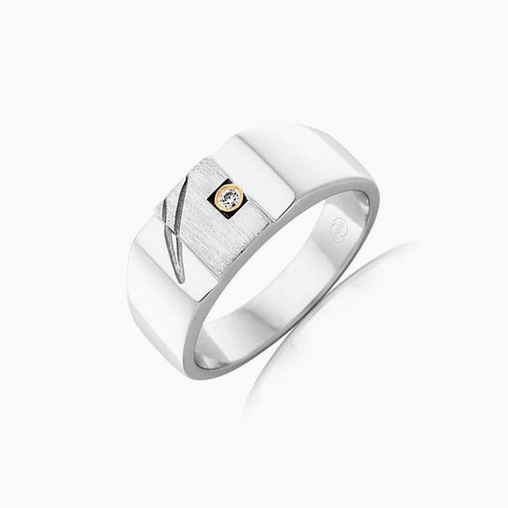 Diamond Studded Dual Tone Signet Band