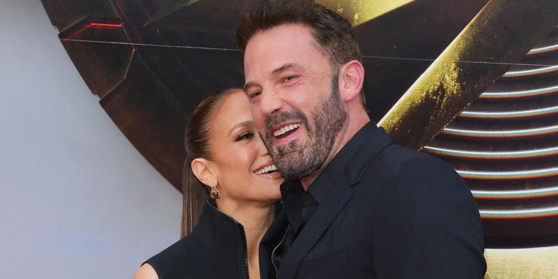 Jennifer Lopez shows Ben Affleck some love