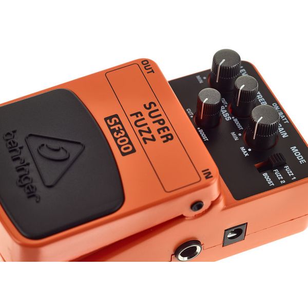 Behringer SF300 Super Fuzz