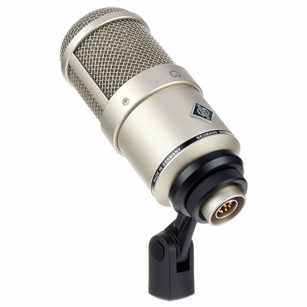 Neumann M147