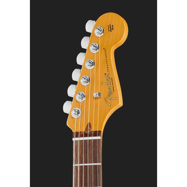 Fender AM Pro II Strat HSS DK NIT