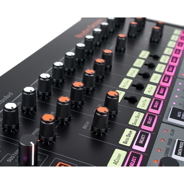 Behringer RD-8 MKII