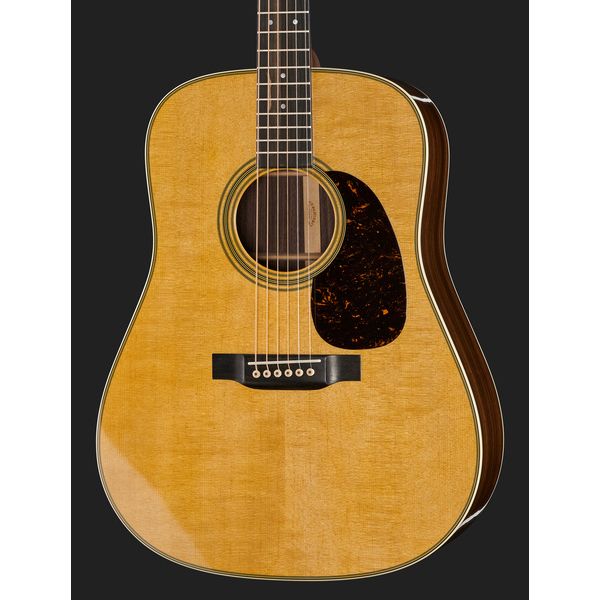 Martin Guitars D-28