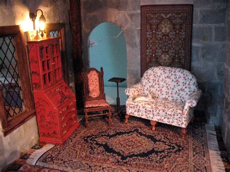 The Tudor / Medieval / Jacobean / Queen Anne Dollhouse Project: Queen Anne furniture -- custom ...