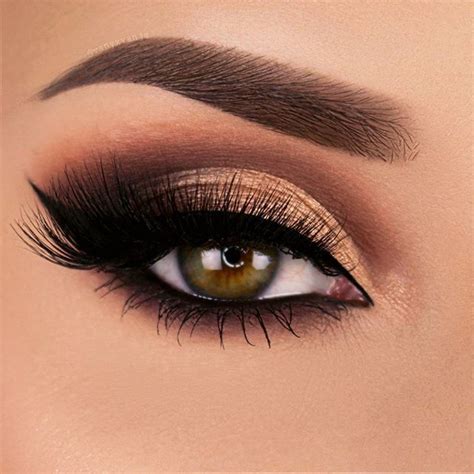 30+ Hottest Smokey Eye Makeup Ideas 2019 – Eazy Glam