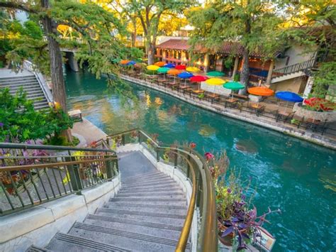 21 Amazing Things to do at the San Antonio River Walk