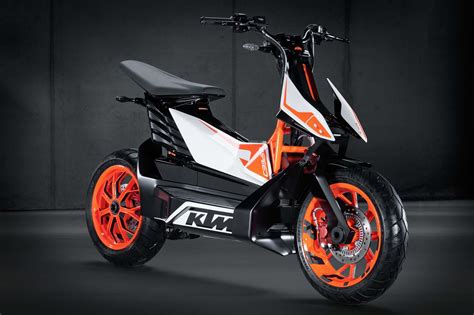 KTM E-Speed - An Electric Scooter from Austria - Asphalt & Rubber