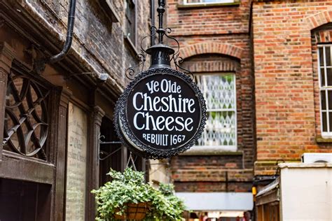 Ye Olde Cheshire Cheese Pub and Chop House Fleet Street London