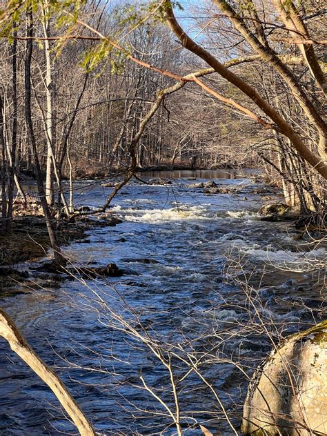 8 Beautiful River Walks & Trails in Connecticut