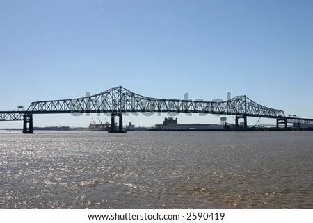 Mississippi River Bridge In Baton Rouge Louisiana Stock Photo 2590419 : Shutterstock