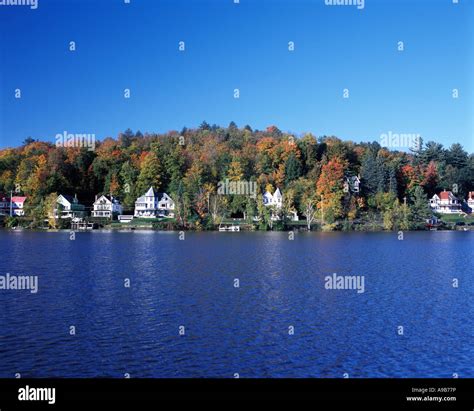 FALL FOLIAGE LAKE FLOWER LAKE SARANAC ADIRONDACK PARK NEW YORK STATE USA Stock Photo - Alamy