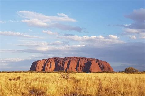 4-Hour Uluru Sunset Tour from Yulara 2024