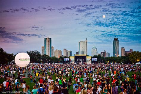 Day 1 of Austin City Limits Music Festival on October 2, 2009. Full Moon over the Austin Skyline.