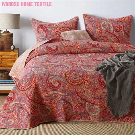 Queen Size Quilt 3pcs Bohemian Style Red Paisley 3pcs Reversible Luxury