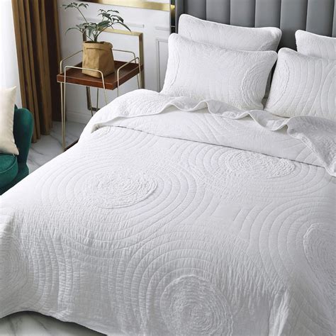 Brandream White Quilts Cotton Queen Size Bedspreads Farmhouse Comforter