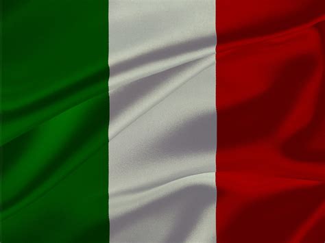 Die maske mit motiv „italienische flagge ist in den typischen farben der italienischen nationalflagge gehalten und somit grün, weiß und rot. Flagge Italien #102 - Hintergrundbild