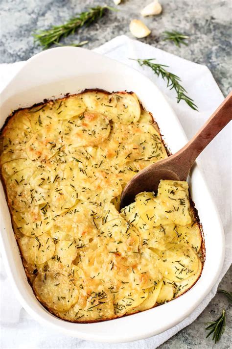 I'm sure you know by now how much i love a big plate of cheesy if i don't want to serve in the slow cooker crock do you think i could transfer to a casserole. Homemade Scalloped Potatoes {BEST EVER!} - WellPlated.com