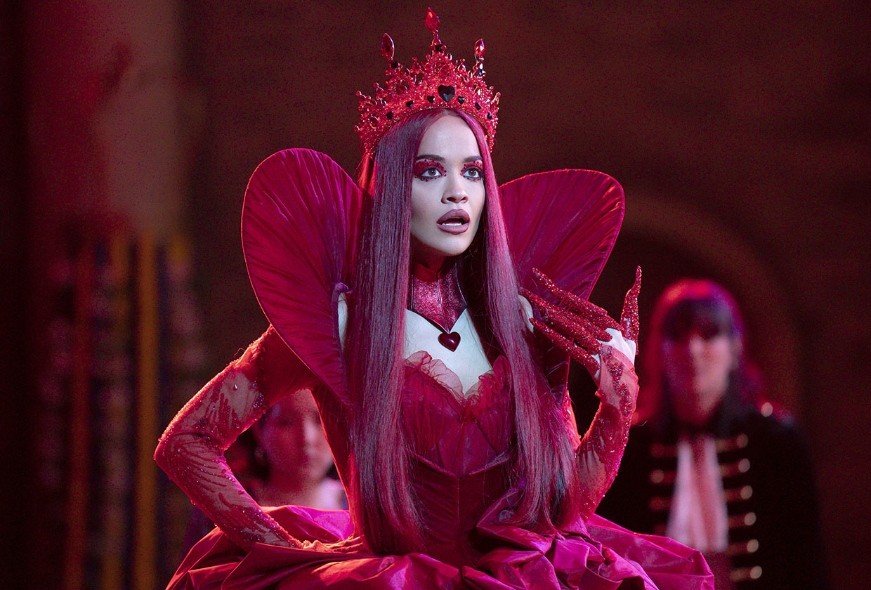 Rita Ora as the Queen of Hearts in Descendants The Rise of Red
