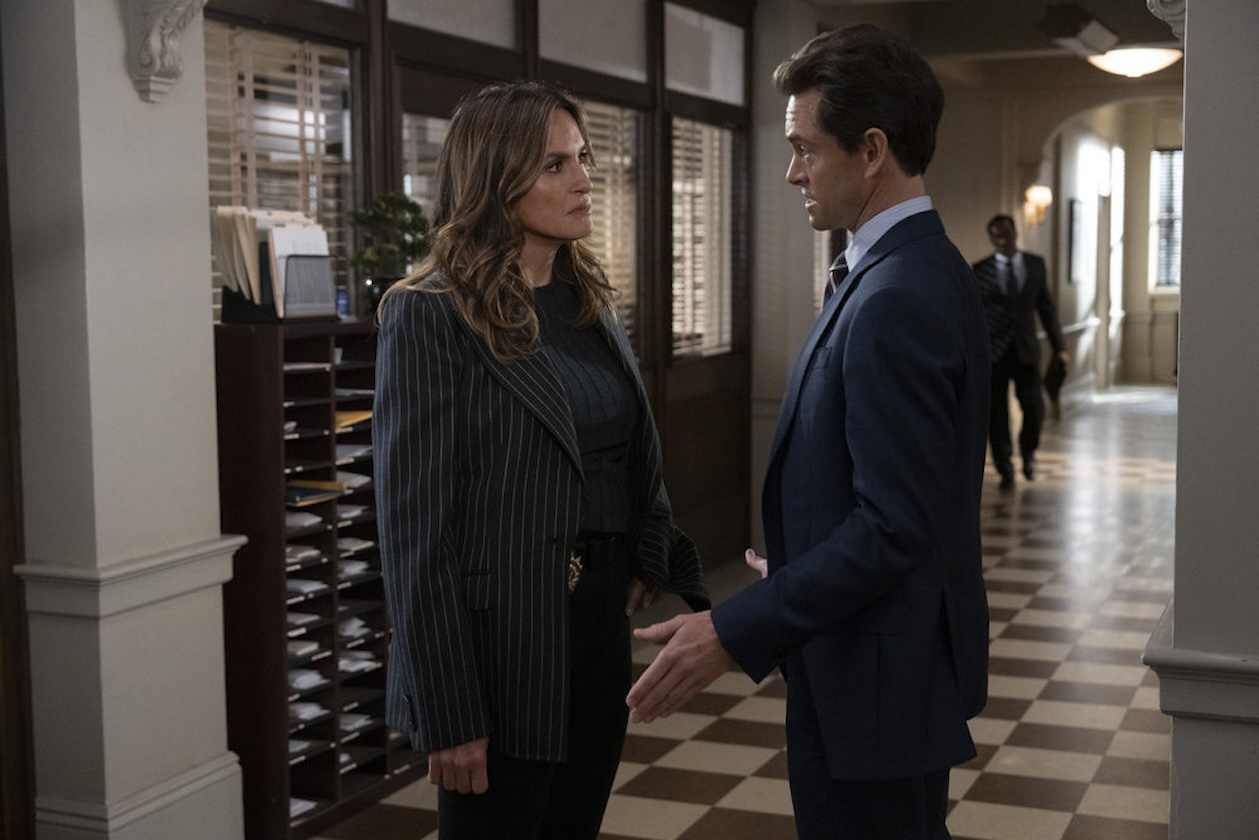 law-and-order-svu-crossover-season-24-episode-2-benson