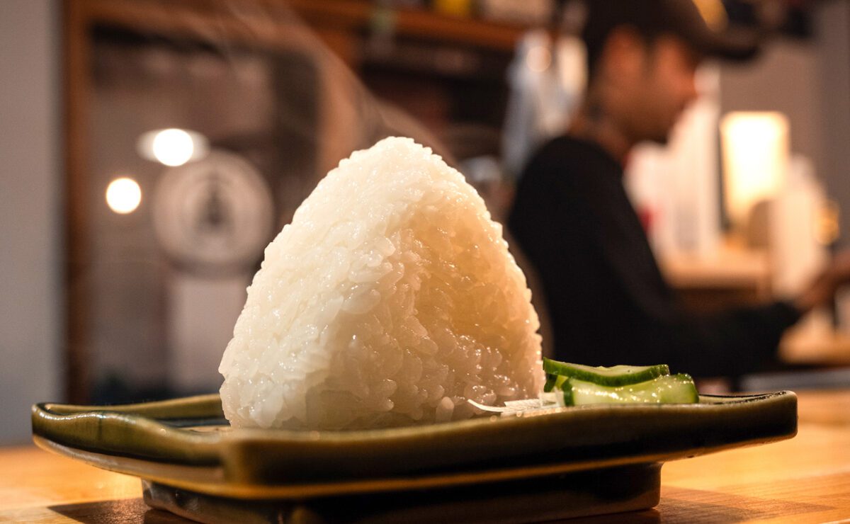 白金　酒呑場味　塩むすび