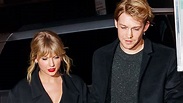 Taylor Swift’s Boyfriend, Joe Alwyn, Just Shared Rare Photos of Their Quarantine Life | Glamour