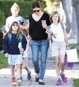 Ben Affleck and Jennifer Garner s Daughters Violet and Seraphina are All Grown Up — See Them Now ...