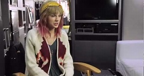 I Knew You Were Trouble. Behind-The-Scenes #1