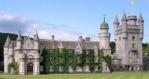 The Amazing Architecture of Balmoral Castle | The Royals Favorite Scottish Getaway