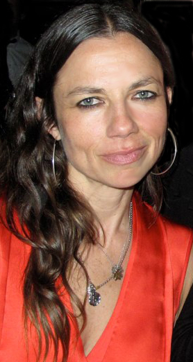 <span class="mw-page-title-main">Justine Bateman</span> American actress and filmmaker (born 1966)