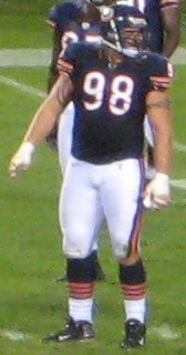 <span class="mw-page-title-main">Dusty Dvoracek</span> American football player (born 1983)