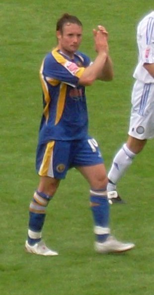 <span class="mw-page-title-main">Ben Davies (footballer, born 1981)</span> English footballer